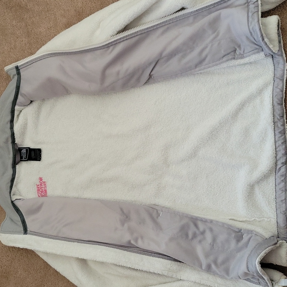 The North Face Limited Edition Breast Cancer Jacket - Picture 9 of 10